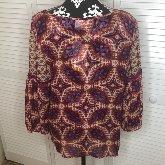 Bila Sheer Lace Fuschia Peasant Blouse Large NWT - Picture 4 of 7